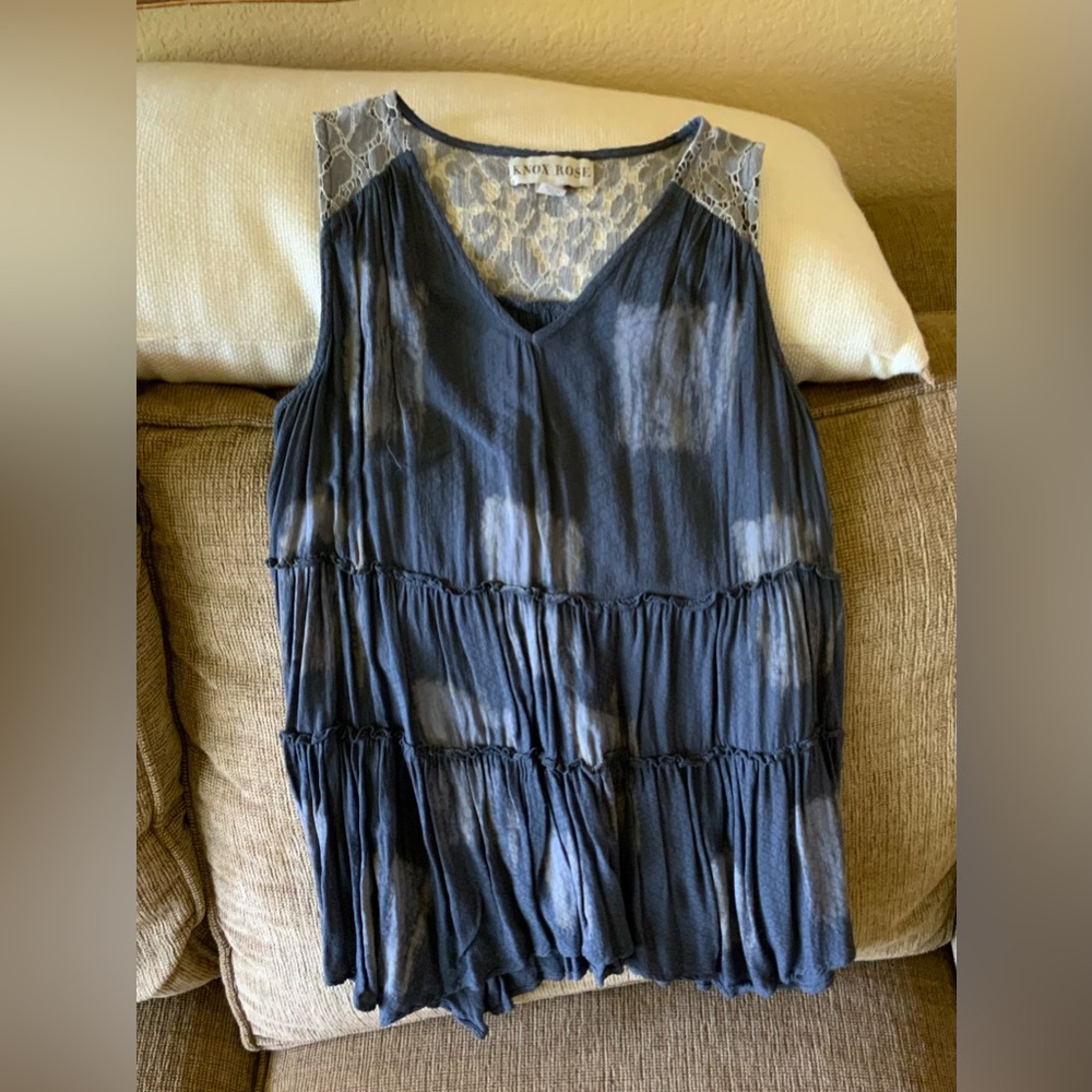 Blue, Knox Rose Top
